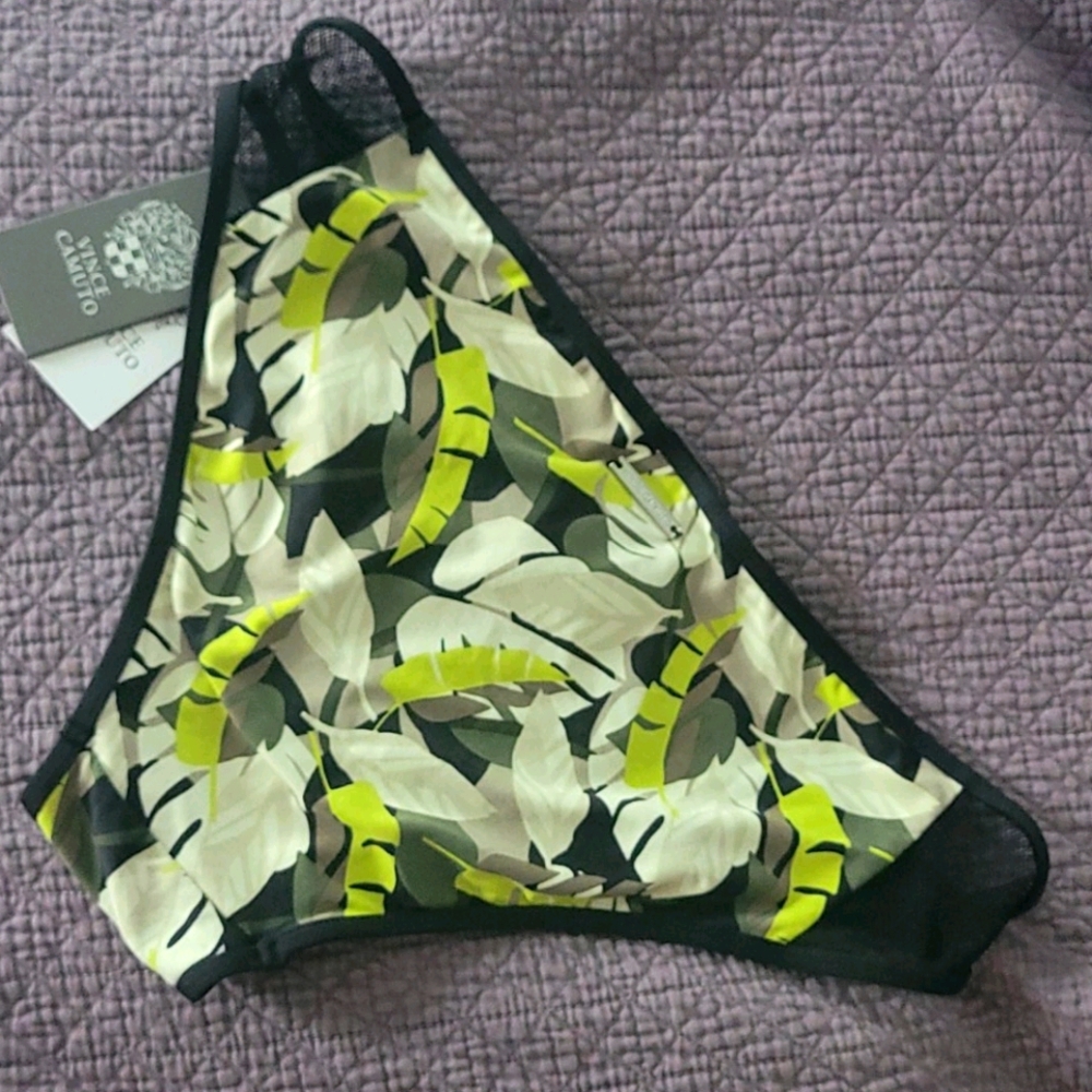 Bikini Bottom - Picture 3 of 3